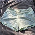 Lululemon Groovy Run Shorts Petit Dot Fresh Mint Green Photo 0