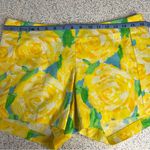 Lilly Pulitzer  Deenie Sunglow Floral Yellow First Impression Shorts Women’s 4 Photo 4