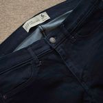 Abercrombie & Fitch Abercrombie high rise dark blue jean legging. Size: 6 short Photo 1