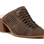 Melrose and Market  Raymie Clog Stone Woven Mules 8 Vegan Leather Suede Gray Photo 0