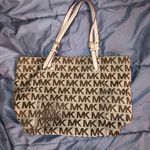 Michael Kors Jet Set Signature Logo Khaki Tote in Beige & Gold Photo 1