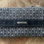 Fossil Monogram Canvas Wallet Black Trim Zip Pocket Trifold Photo 0