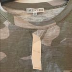 Buckle HP🎉NWT Cropped Camo T-shirt Photo 3