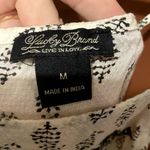 Lucky Brand GUC  WHITE AND BLACK WOMENS TANK TOP SIZE MEDIUM Photo 5