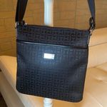 Tommy Hilfiger Cross Body Tommy Purse Photo 0