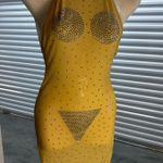 Birthday suit Yellow Photo 0