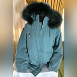Comfy winter jacket with FOX FUR trim🔥 Size M Photo 1