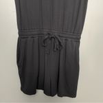 Daily Ritual Anthropologie Black V Photo 3