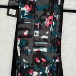 Body Glove 18.  Tank Photo 1