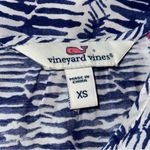 Vineyard Vines  Women’s Size XS Navy Blue White Pink Rik Rak Flutter Sleeve Top Photo 3
