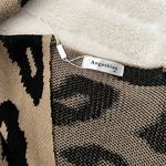 Angashion Sweater Photo 2