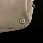 Lululemon Belt Bag 2L Photo 2