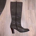 Quest Kobe Collection leather knee high heeled boots Gray Size 7.5 Photo 2