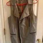 TCEC  Khaki Vest Photo 4