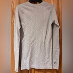 Lululemon Run: Swiftly Tech Geometric Pattern Long Sleeve Top Light Gray Size 2 Photo 7