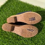 Baretraps  Bethie Platform Women's Navy Wedge Sandals Size 8M Photo 7