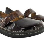 Alegria  Brown Croc Embossed Patent Leather Mary Jane Flats Size 38 Comfort Shoes Photo 0