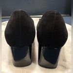 Bandolino  Black Suede Block Heels Gold Logo Hardware Slip Resistant Shoe Sz 7.5 Photo 6