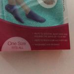 Moisturizing gel socks nwt one size blue Photo 2