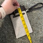 Thirty One Neutral Colors Sunglasses Wristlet Pouch Purse Pebbled Print Photo 8