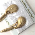 Vintage Gold Tone Statement Dangly Clip Photo 0