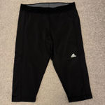 Adidas Women’s  Black Techfit Medium Compression Capri Leggings Photo 0