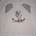 Threads Studio  shirt Photo 0