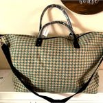 LuLu Dharma Houndstooth Weekender Travel Bag Photo 7