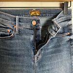 MOTHER Denim MOTHER- The Weekender Fray in Walking On Coals Denim Blue Jeans Photo 4