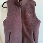 Aritzia Fleece Vest TNA Photo 0