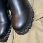 Guess Women  chelsea boots size 5 1/2 Photo 10