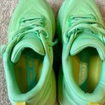 Hoka Women’s  Bondi 8. Lime Green. Size 5.5 Photo 9