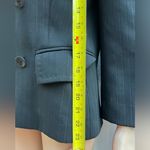 Max Mara  MADE IN ITALY Womens Blazer 100% Virgin Wool. Size 8
Classic Jacket Photo 4