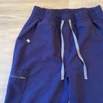 FIGS Navy Blue Zamora Jogger Catarina Top Scrub Set Uniform Women's size Medium Photo 8