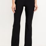 Old Navy  Active Go Dry Black flare Leg Women's Pants size small. Photo 0
