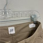 Gap NWT High Rise Wide Leg Girlfriend Chinos in Khaki - Size 6 Photo 4