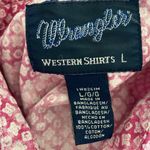 Wrangler  Shirt Women’s Size Large Pink Breast Cancer Logo Pearl Snap Western Photo 9