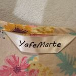 YafeMarte Floral Button Photo 2