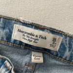 Abercrombie & Fitch NWT Abercrombie The 90s Straight Ultra High Rise Curve Love Size 26 Extra Short Photo 5