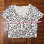 American Eagle AE Mini Floral Tie Front Tee Short Sleeve Top Medium Boho Trendy White Photo 9