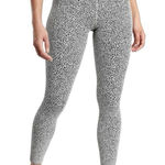 Athleta  Salutation Stash II Textured Tight Leggings S Black White Pockets Gym Photo 0
