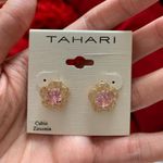 Tahari  earrings Photo 1