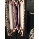Juicy Couture  Black Quilted Zip Wallet Gold Logo Charm Wristlet Y2K Photo 4