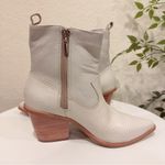 Kaanas Hague Cowboy Leather Bootie in Ivory NWOT Size 6M White Photo 6