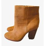 Vince Camuto Perforated Tan Suede Womens Boots/ Bootie SZ 6.5 Photo 0