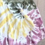 Old Navy tie dye shorts size small Photo 3