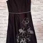 Scarlett Black and White Embellished Midi Dress sleeveless floral size 7/8 Photo 0