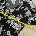 Spiritual Gangster black and white floral kimono Photo 8