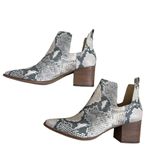 Lucky Brand  Jabilo Snake Print Leather Block Heel Western Booties Size 9.5 Photo 7