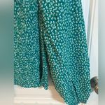 Boutique Women's Floral Print Smocked Crop Top Photo 1